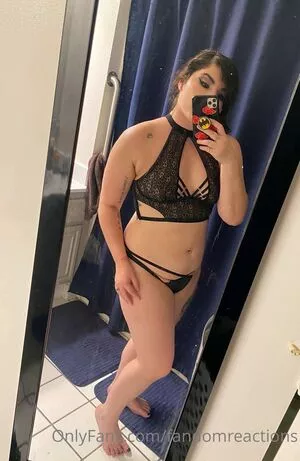 FandomReactions / fandomreactgirls nude photo #0166