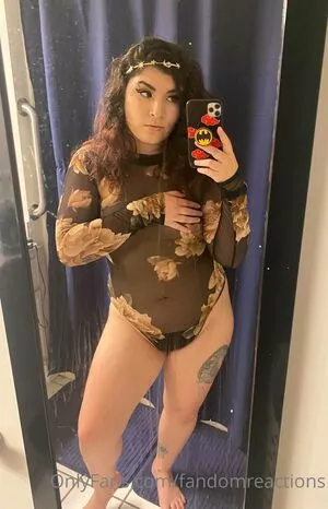 FandomReactions / fandomreactgirls nude photo #0175