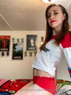 FandomReactions / fandomreactgirls nude photo #0176