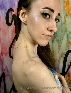 FandomReactions / fandomreactgirls nude photo #0181