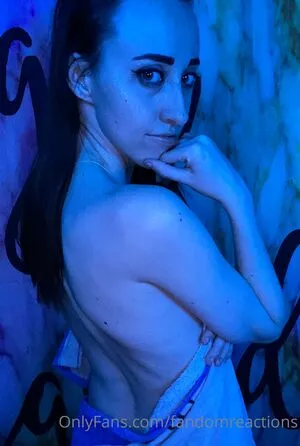 FandomReactions / fandomreactgirls nude photo #0183