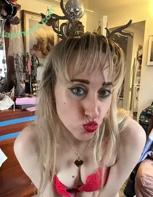 FandomReactions / fandomreactgirls nude photo #0831