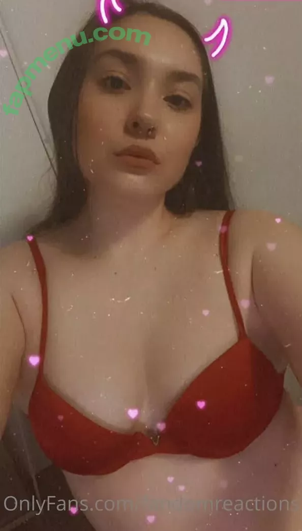 FandomReactions nude photo #0006 (fandomreactgirls)