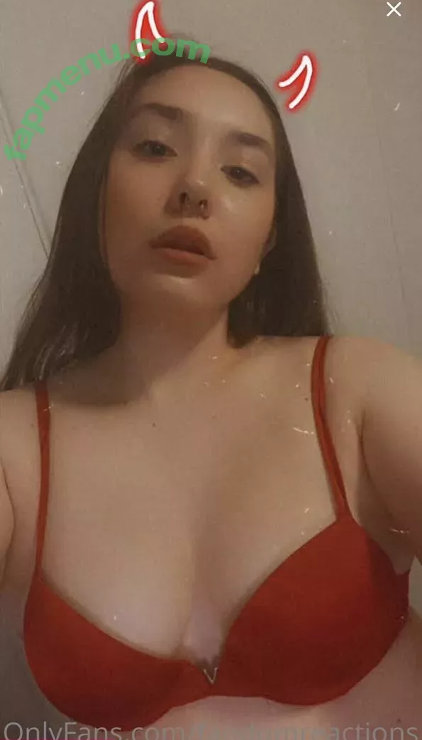FandomReactions nude photo #0009 (fandomreactgirls)