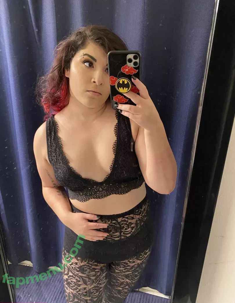 FandomReactions nude photo #0026 (fandomreactgirls)