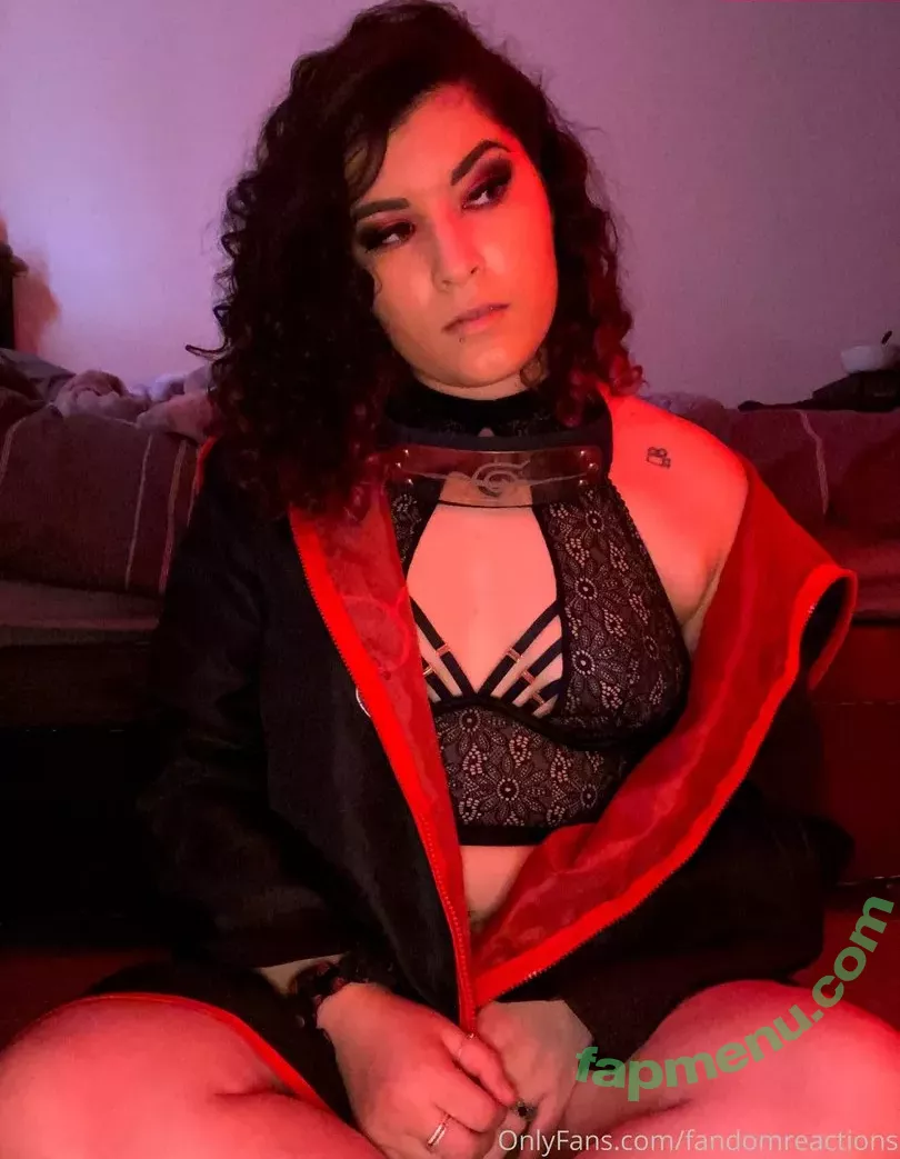 FandomReactions nude photo #0027 (fandomreactgirls)