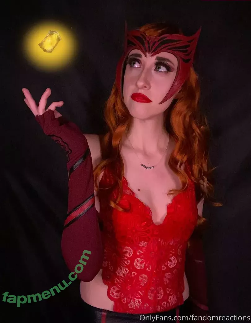 FandomReactions nude photo #0036 (fandomreactgirls)