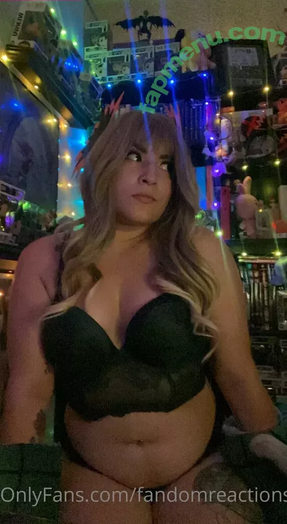 FandomReactions nude photo #0044 (fandomreactgirls)