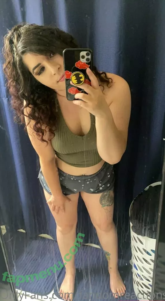 FandomReactions nude photo #0061 (fandomreactgirls)