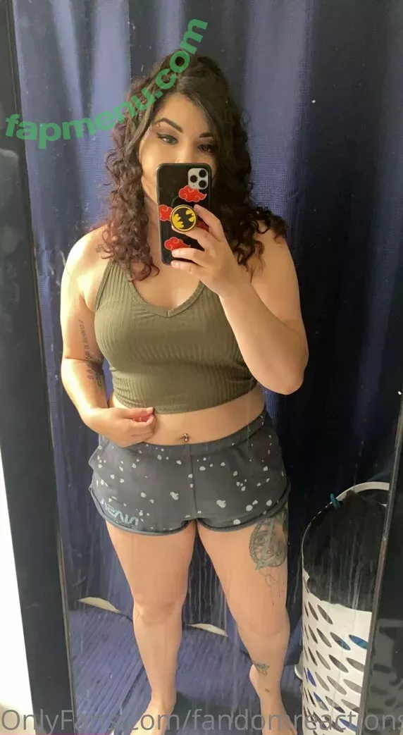 FandomReactions nude photo #0064 (fandomreactgirls)