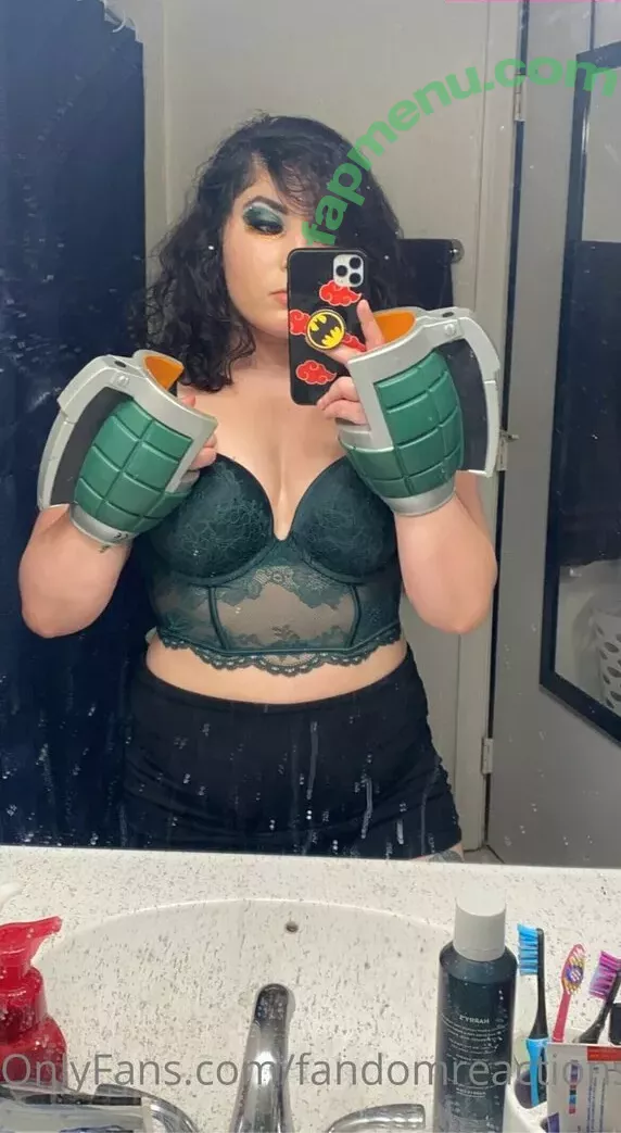 FandomReactions nude photo #0071 (fandomreactgirls)