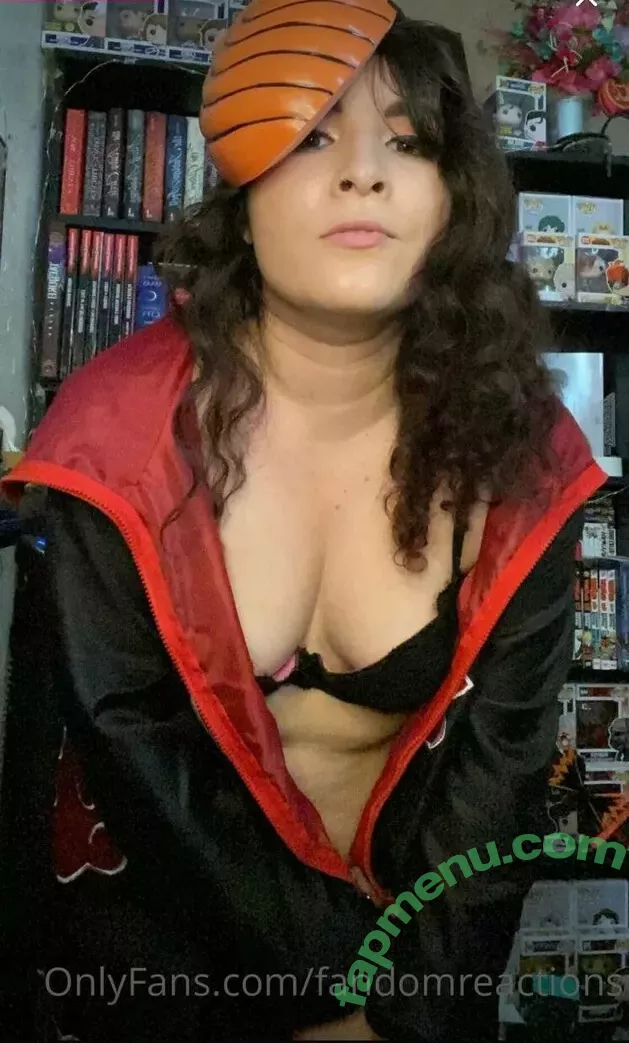 FandomReactions nude photo #0074 (fandomreactgirls)