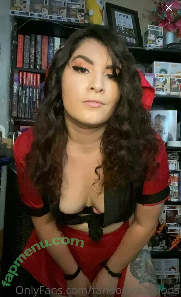 FandomReactions nude photo #0076 (fandomreactgirls)