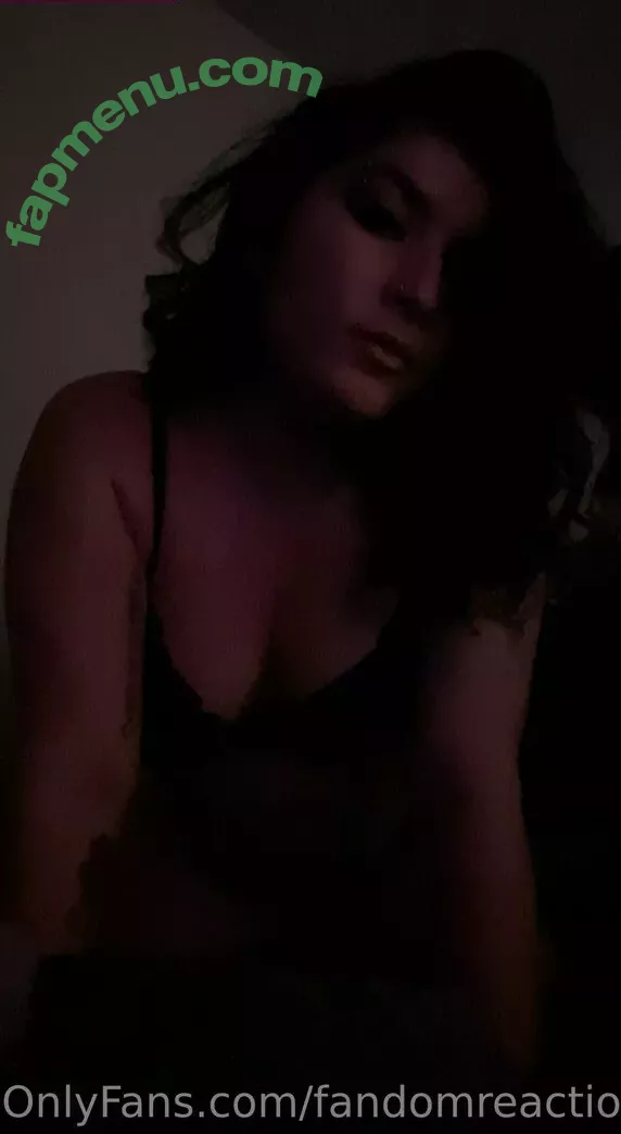 FandomReactions nude photo #0089 (fandomreactgirls)