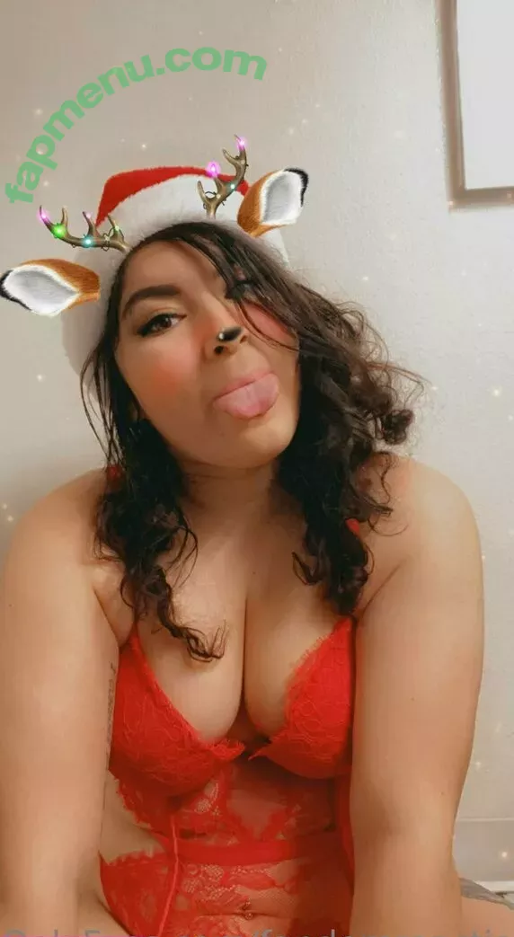 FandomReactions nude photo #0108 (fandomreactgirls)