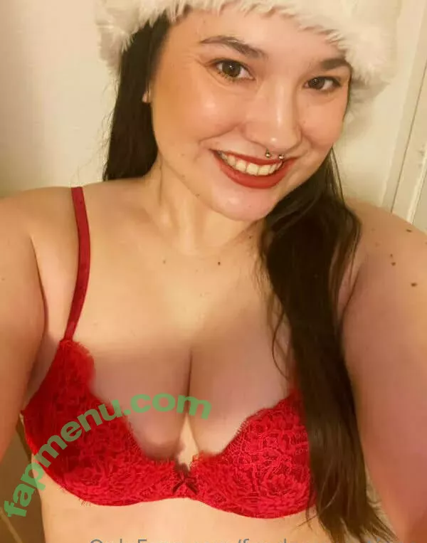 FandomReactions nude photo #0119 (fandomreactgirls)