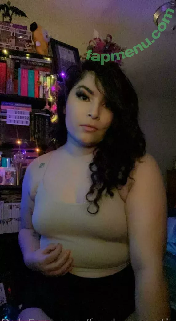 FandomReactions nude photo #0137 (fandomreactgirls)