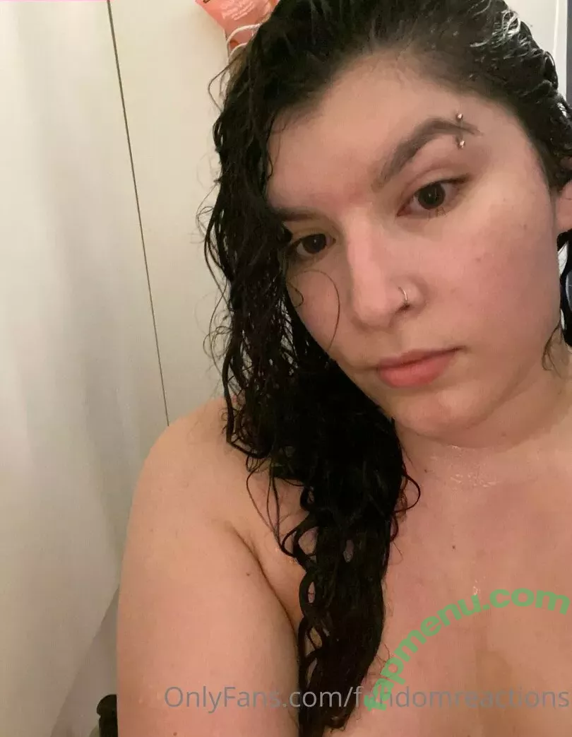 FandomReactions nude photo #0148 (fandomreactgirls)