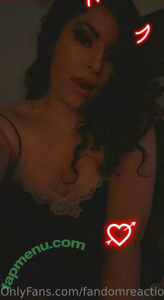 FandomReactions nude photo #0156 (fandomreactgirls)