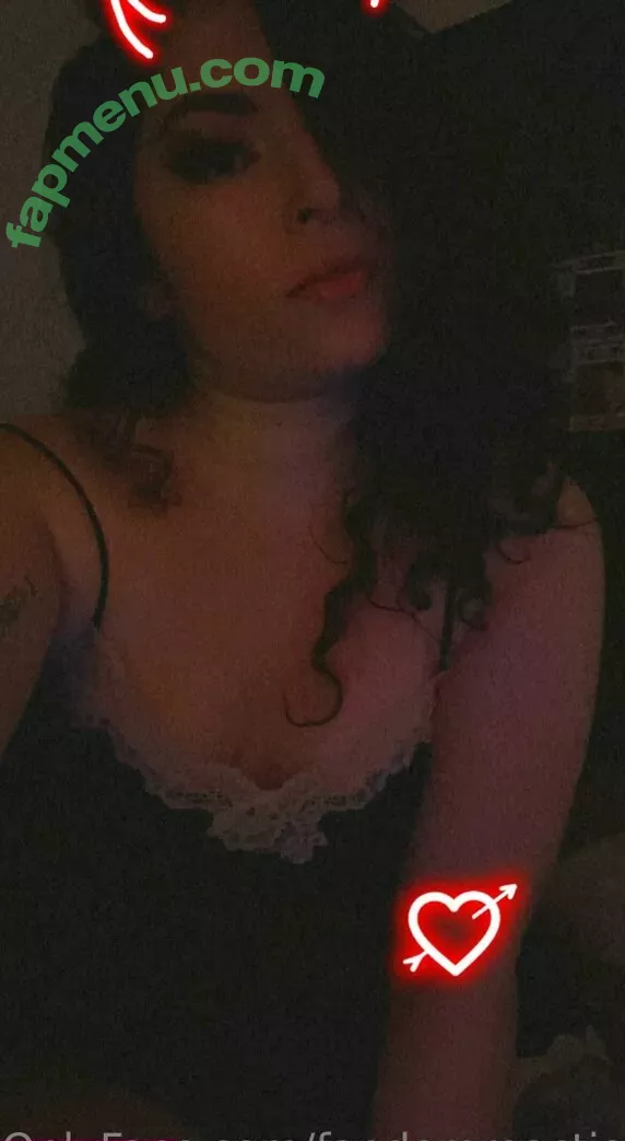 FandomReactions nude photo #0160 (fandomreactgirls)