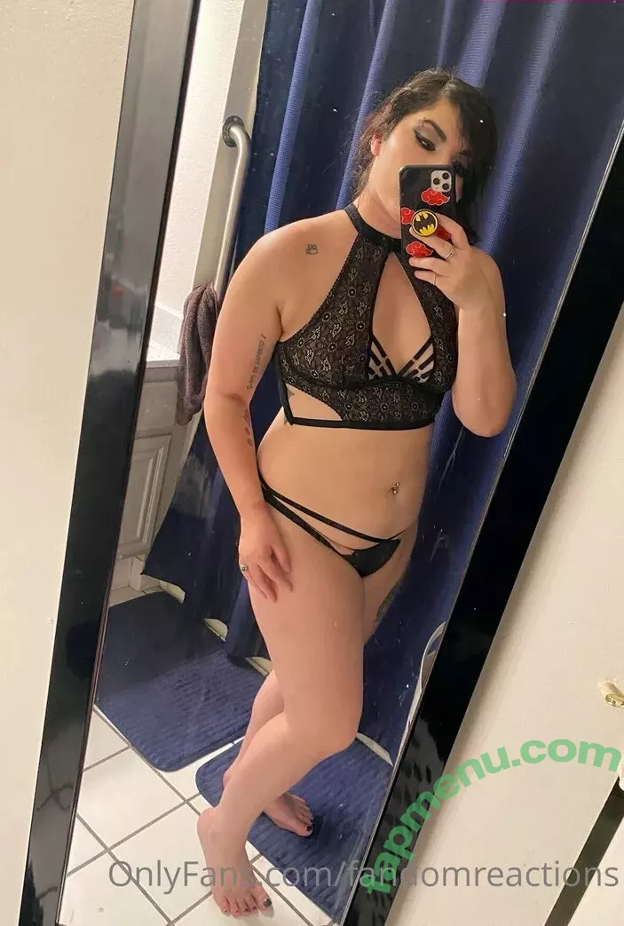 FandomReactions nude photo #0166 (fandomreactgirls)