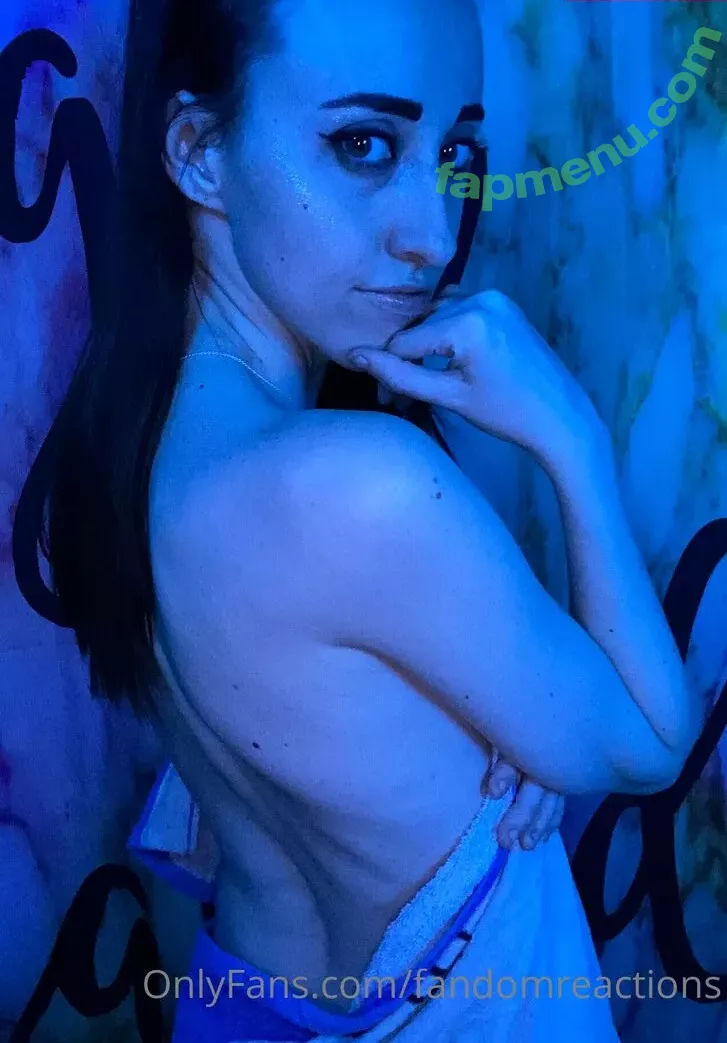 FandomReactions nude photo #0183 (fandomreactgirls)