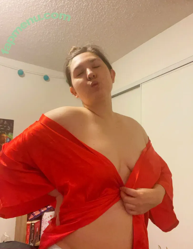 FandomReactions nude photo #0729 (fandomreactgirls)