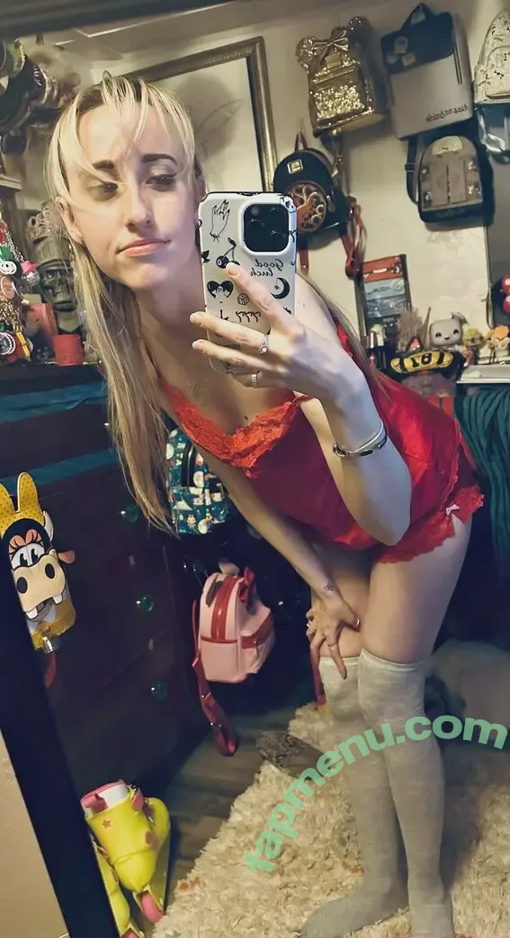 FandomReactions nude photo #0747 (fandomreactgirls)