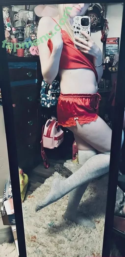 FandomReactions nude photo #0749 (fandomreactgirls)