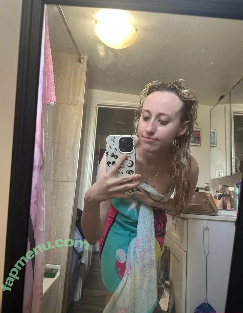 FandomReactions nude photo #0761 (fandomreactgirls)