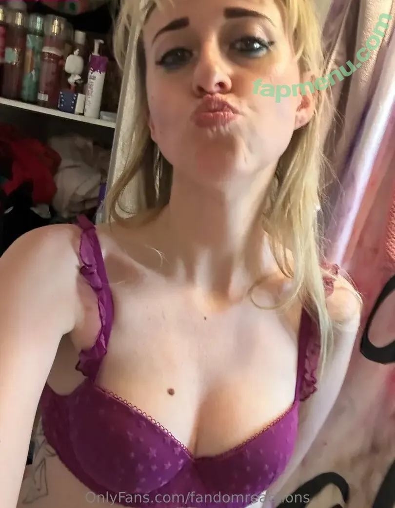 FandomReactions nude photo #0810 (fandomreactgirls)
