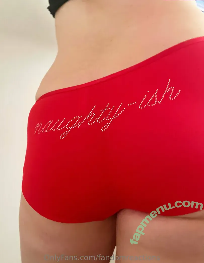 FandomReactions nude photo #0829 (fandomreactgirls)