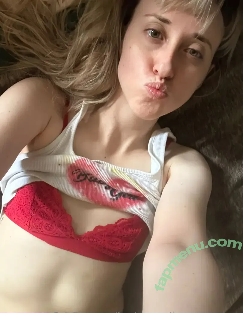 FandomReactions nude photo #0874 (fandomreactgirls)