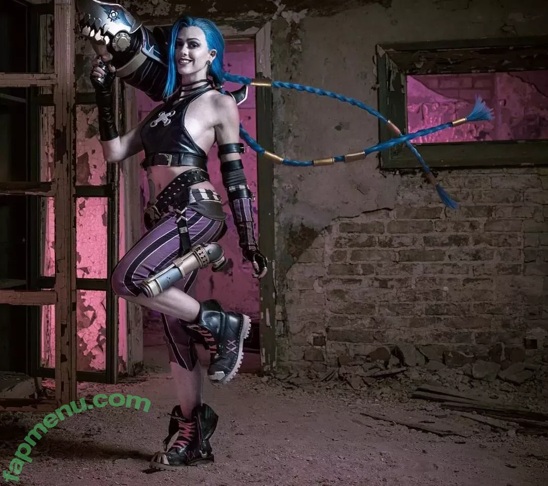 Farbenfuchs nude photo #0008 (farbenfuchs_)