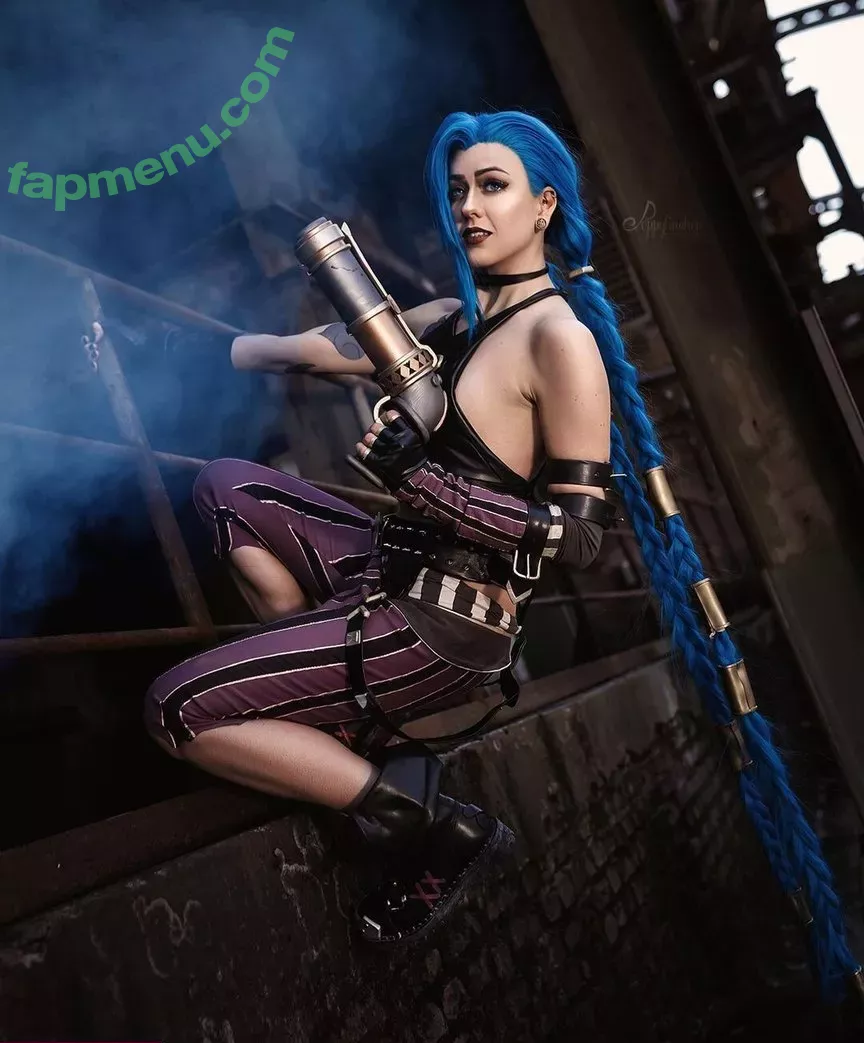 Farbenfuchs nude photo #0011 (farbenfuchs_)