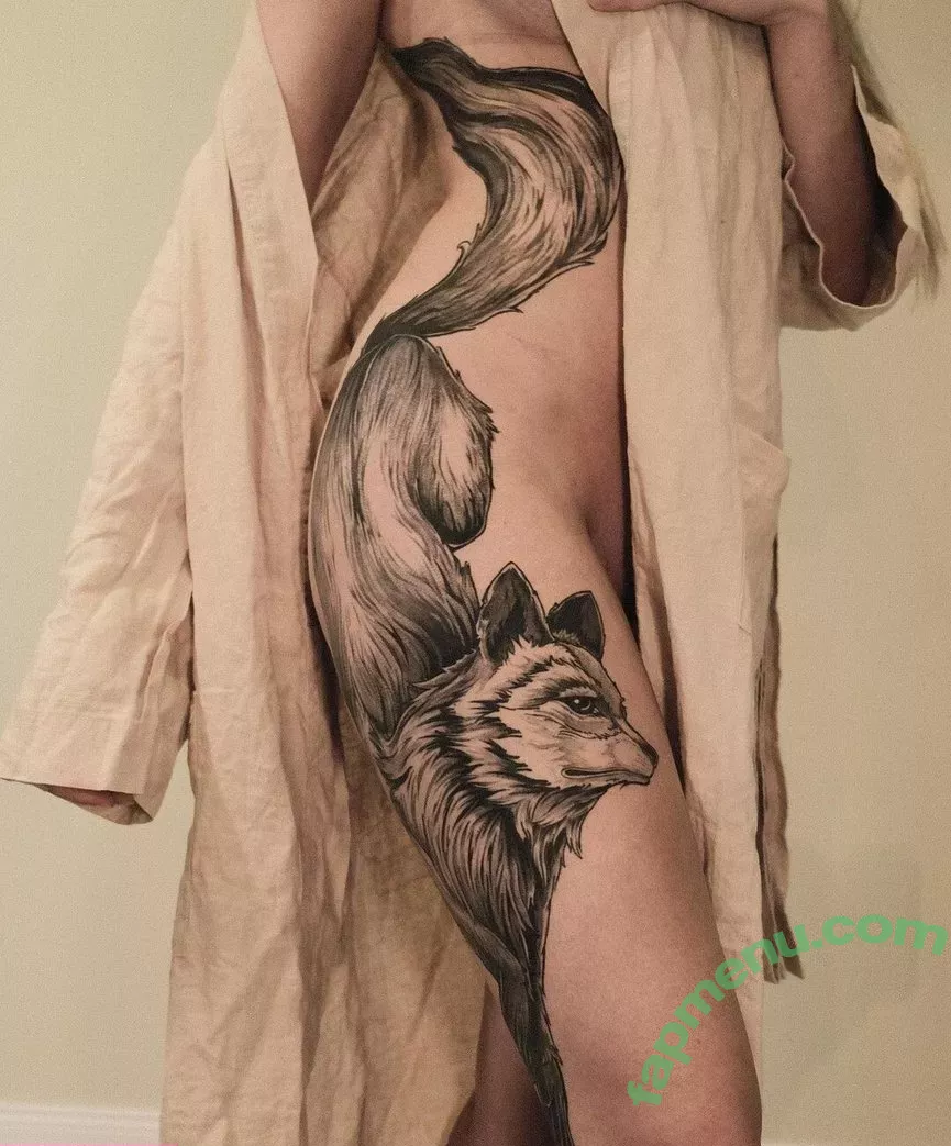 Farbenfuchs nude photo #0018 (farbenfuchs_)