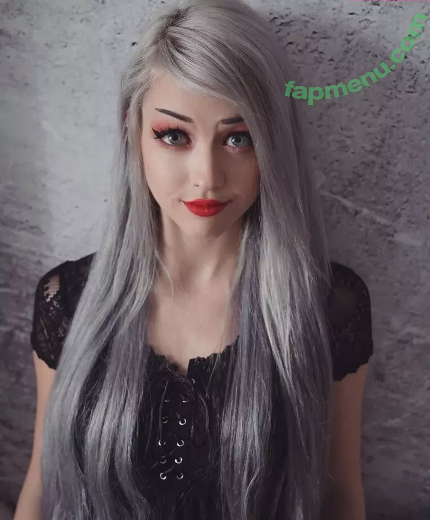 Farbenfuchs nude photo #0039 (farbenfuchs_)