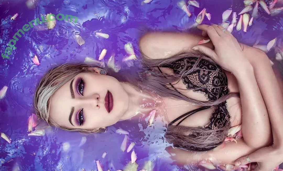 Farbenfuchs nude photo #0067 (farbenfuchs_)