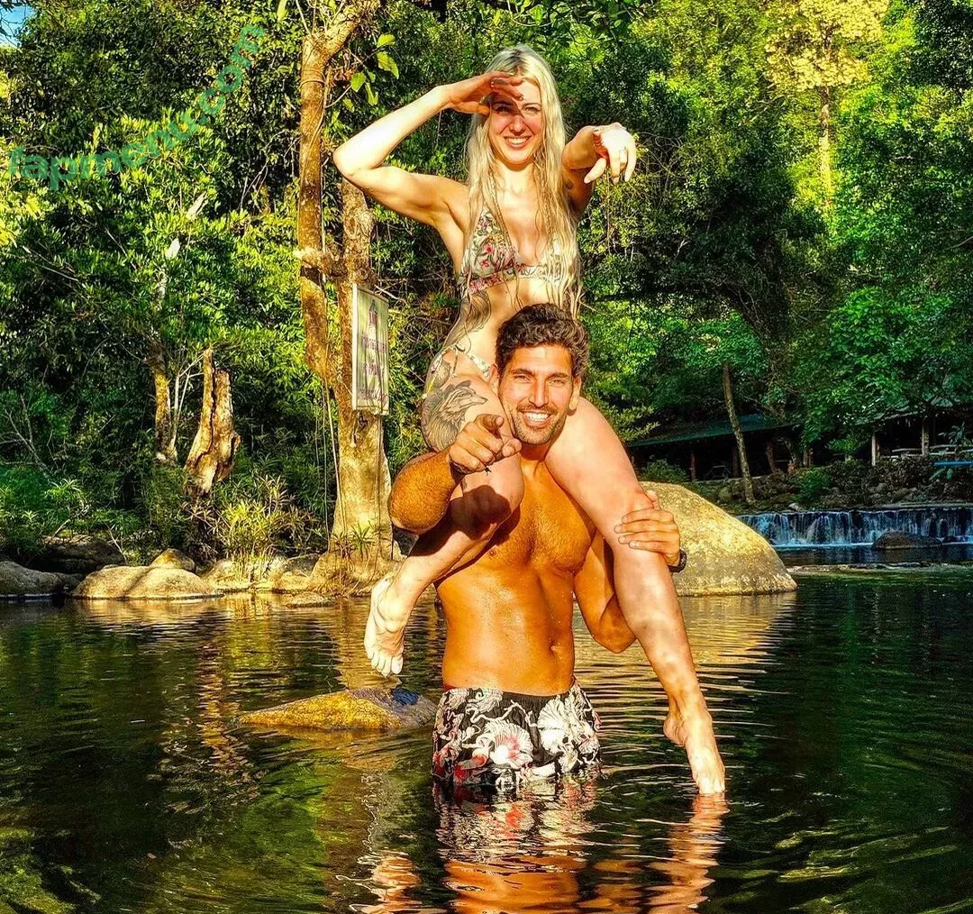 Farbenfuchs nude photo #0072 (farbenfuchs_)