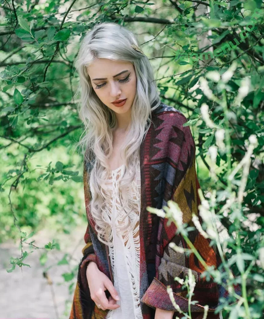 Farbenfuchs nude photo #0086 (farbenfuchs_)