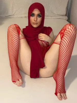 Fareeha Bakir / fareeha_bakir / hotmuslimgirlz nude photo #0022