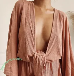 Farina Aguinaldo / farina.aguinaldo nude photo #0105