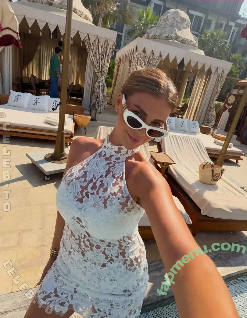 Farina Opoku nude photo #0218 (farinaopoku)