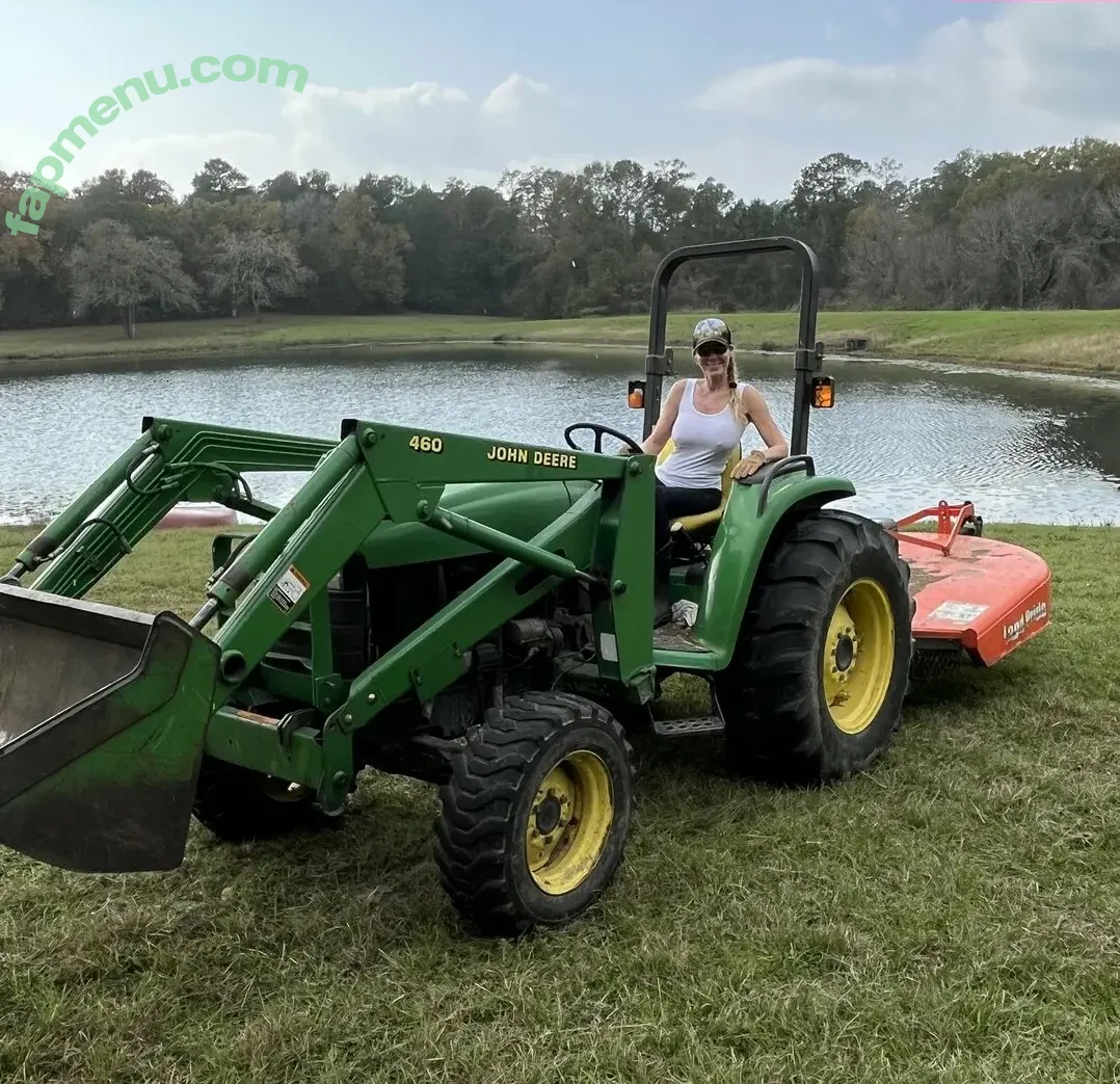 Farm Girl nude photo #0072 ( / Country Girl)