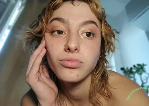  nude photo #0002