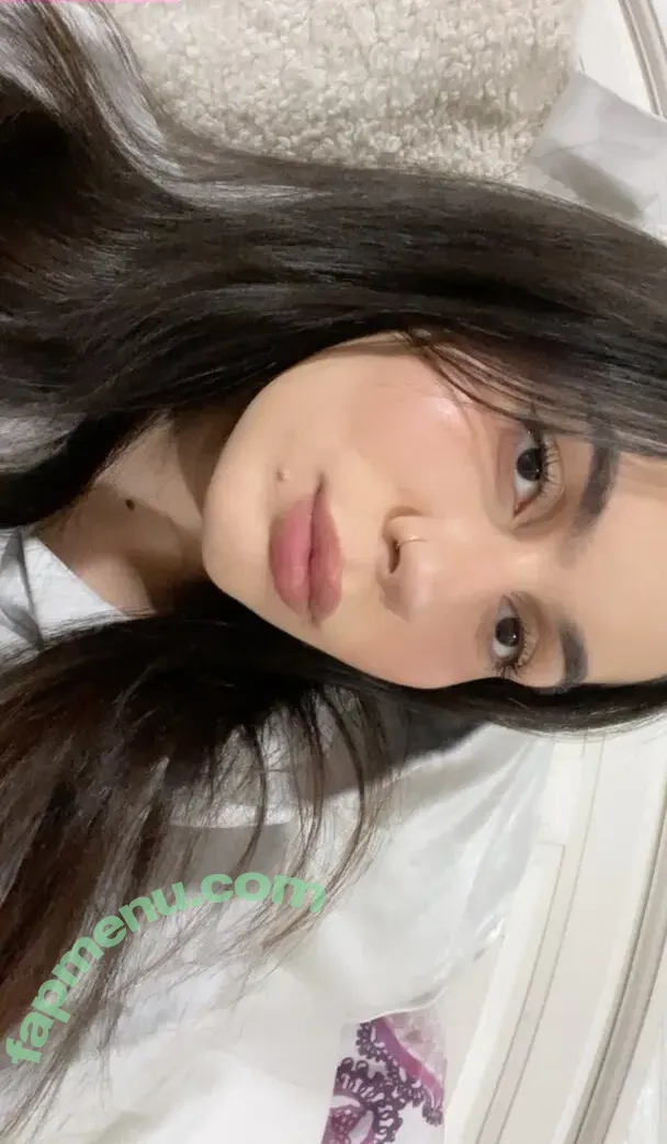 Farohreacts nude photo #0007 (cw / farohnic)