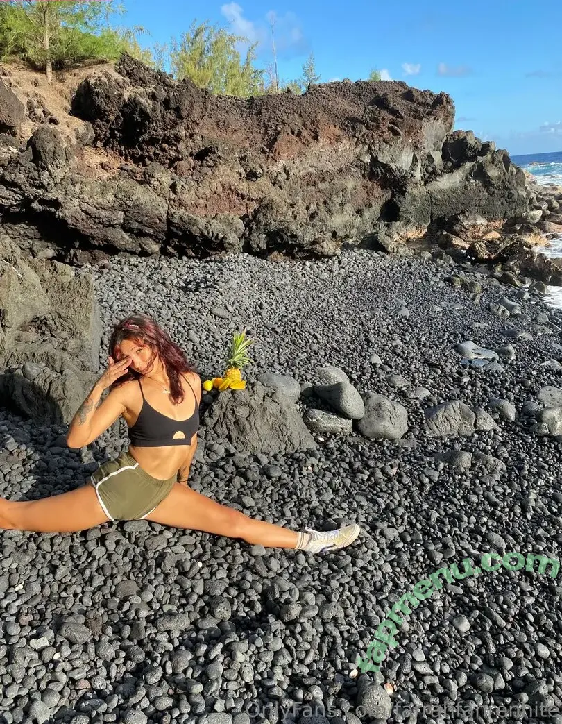 farrahfahrenhite nude photo #0023 (realfarrahaltieri)