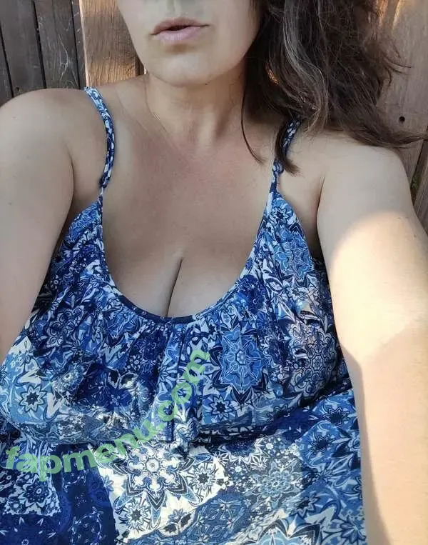 farrahpfister nude photo #0143 (farrahsafiakhan)
