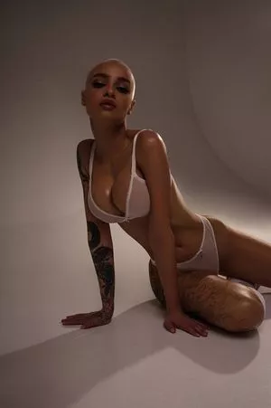 farruhhhamraeva / user nude photo #0032