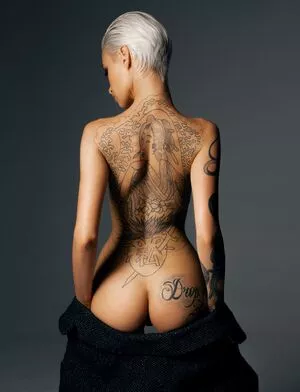farruhhhamraeva / user nude photo #0096